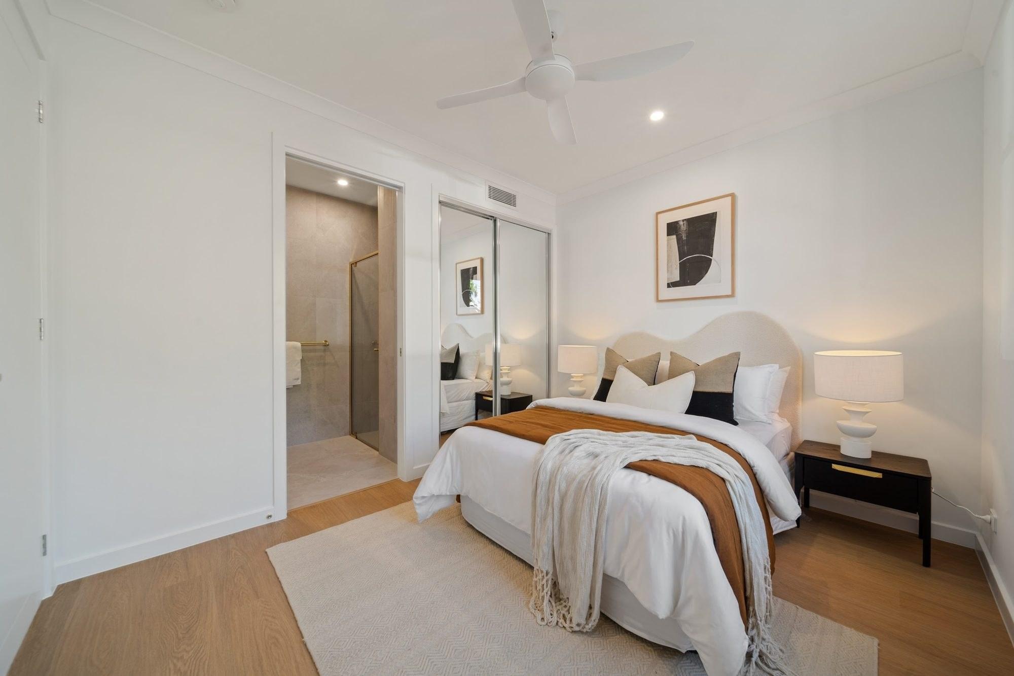 Warm contemporary bedroom